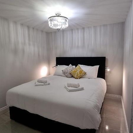 Moxie Apartments Belfast Bagian luar foto