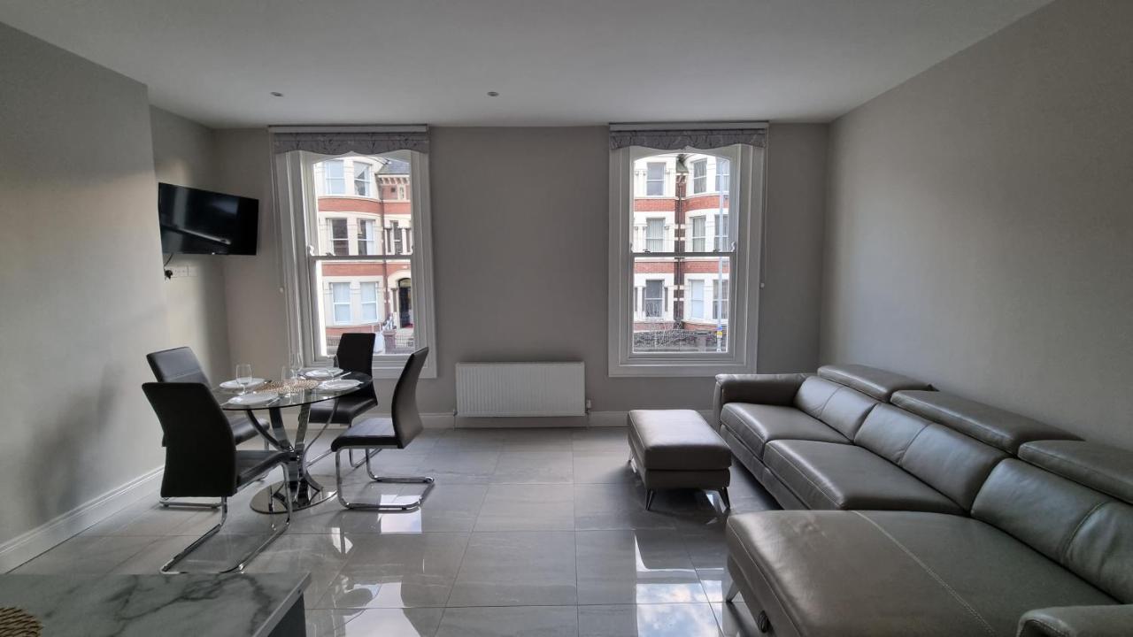 Moxie Apartments Belfast Bagian luar foto